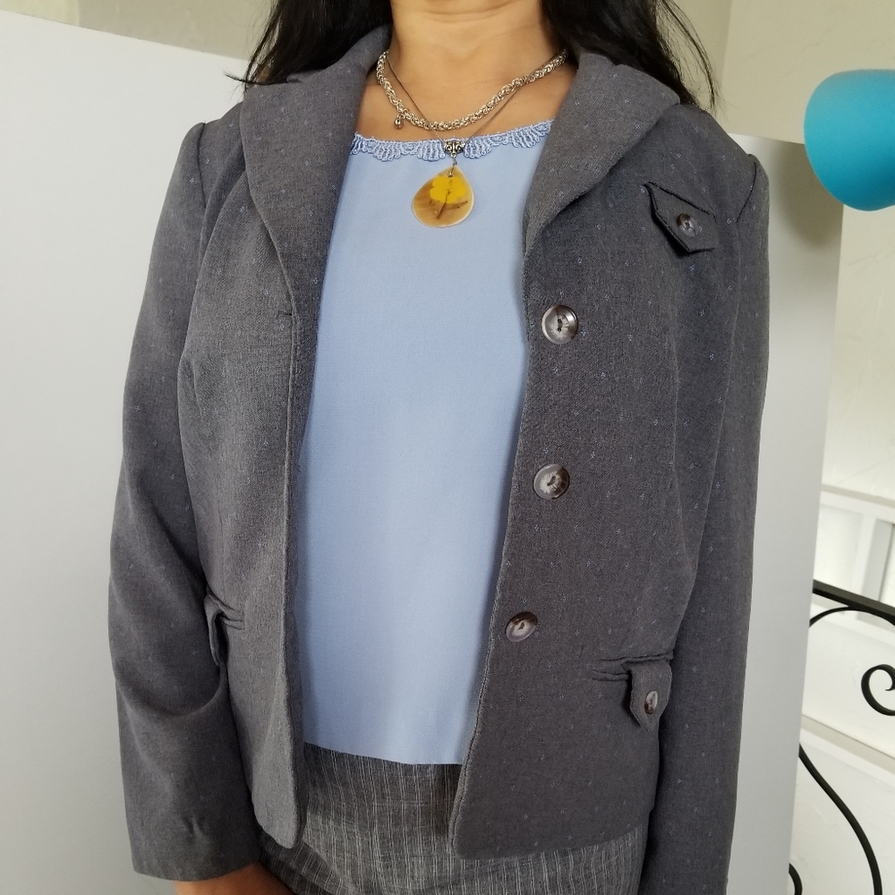 Gray 3 pieces suit